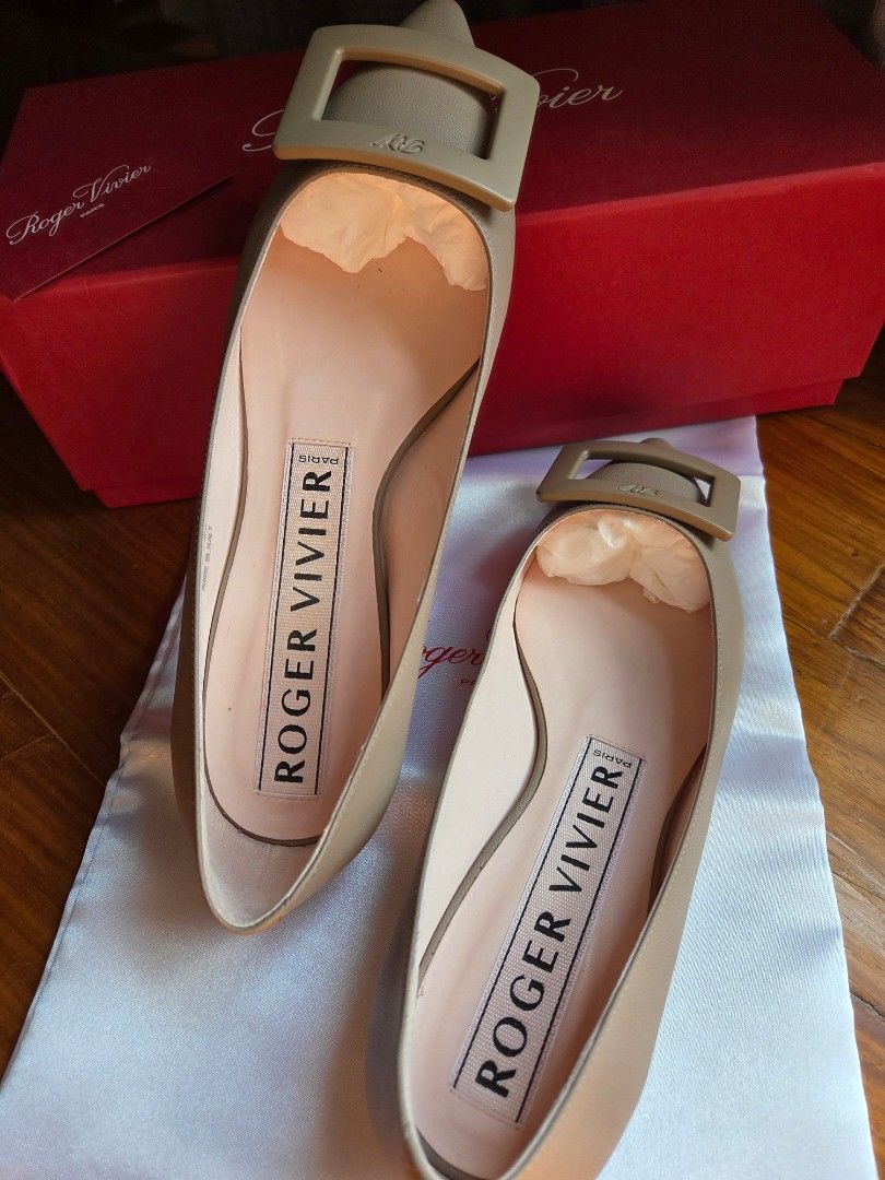 Roger Vivier shoes (Category: Flats & Sandals) located in Quezon City. Submitted by shop.mar.go (Listing ID 1356710865, Image 3). Description: used once roger vivier flats nude/beige size 36 best fits ladies 36.5 or 37 narrow comes with card, dust bag and box local purchase, srp 55k.