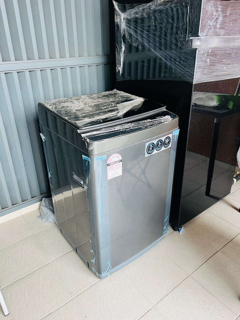 Sharp Washing Machine (Category: Washing Machines and Dryers) located in Kuala Lumpur. Submitted by mnabil1712 (Listing ID 1356724428, Image 1). Description: Sharp 10kg top loading washing machine. Used but well taken care of. No vibrations, no motor issues, no dents on the buttons, no dents on the frame. Arrange own shipping. .