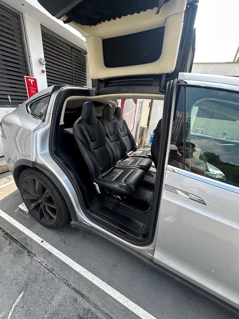 Tesla Model X 90D Auto62863130989314112