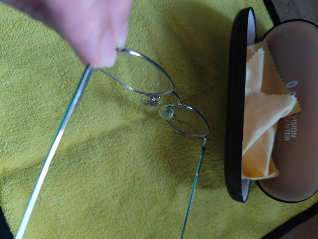 Titanium Eyeglasses (Category: Vision Care) located in Trece Martires City. Submitted by chipmaster74 (Listing ID 1356635106, Image 3). Description: unused eyeglasses with ungraded but replaceable lens titanium frame will include the case & cleaning cloth nabili din dito pero di nagamit pickup and meetup in Trece only open for shipping/delivery at buyer's expense.