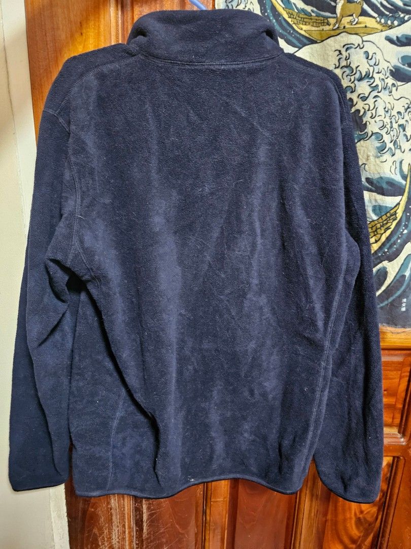 Uniqlo fleece jacket (Category: Coats, Jackets and Outerwear) located in Antipolo. Submitted by satisfactorylemon (Listing ID 1356696374, Image 2). Description: Uniqlo fleece jacket Barely used, maybe once or twice lang No issues.