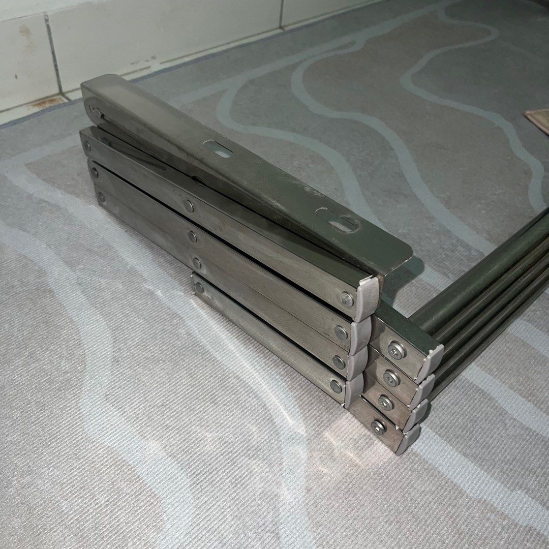 ( 4 Bar, 1 Meter ) Stainless Steel Retractable Clothes Wall Mounted ...