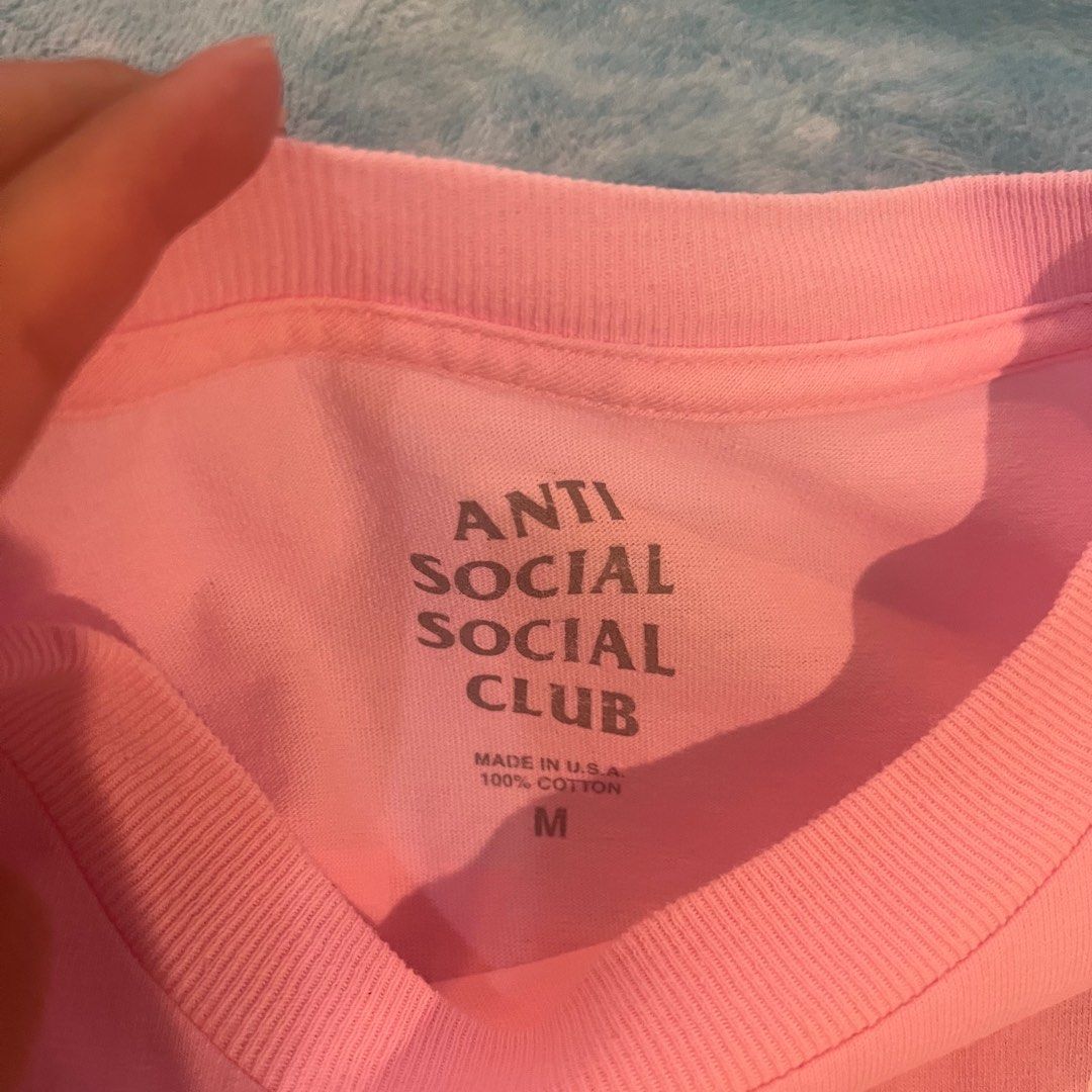 Anti Social Social Club Classic Pink Tee (men’s) (Category: Tshirts & Polo Shirts ) located in Manila. Submitted by vahnillacloset (Listing ID 1356852187, Image 2). Description: ASSC Classic Pink Tee (men’s) - worn twice Rfs: not my style anymore Size of the item: medium - please double check if this is your size! My measurements: I’m a US 6-8 and AUS 10-12 - 29-30inch waist - My bottoms are usually a US8 or AUS10 💋 no refunds or returns 💋 not 