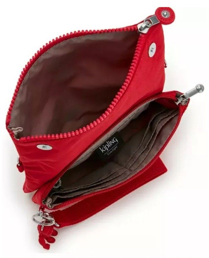 Authentic Kipling Lynne Convertible Bag (Category: Cross-body Bags) located in Davao. Submitted by jilly07 (Listing ID 1356866332, Image 3). Description: Brand New with Tags. Bought in Kipling 🇺🇲 ❌No COD/COP as I am a full time worker ❌Joy/Bogus buyer/reserver will be automatically blocked. Your time is precious so as MINE. ❌DO NOT MAKE AN OFFER if you have no intention to buy. ❌LOW BALLERS WILL NOT BE ENTERTAINED ❌NO RETURN, NO EXCHANGE & NO C