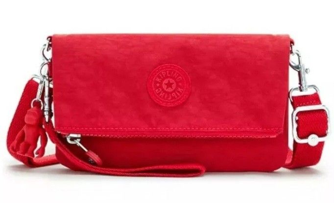 Authentic Kipling Lynne Convertible Bag (Category: Cross-body Bags) located in Davao. Submitted by jilly07 (Listing ID 1356866332, Image 1). Description: Brand New with Tags. Bought in Kipling 🇺🇲 ❌No COD/COP as I am a full time worker ❌Joy/Bogus buyer/reserver will be automatically blocked. Your time is precious so as MINE. ❌DO NOT MAKE AN OFFER if you have no intention to buy. ❌LOW BALLERS WILL NOT BE ENTERTAINED ❌NO RETURN, NO EXCHANGE & NO C