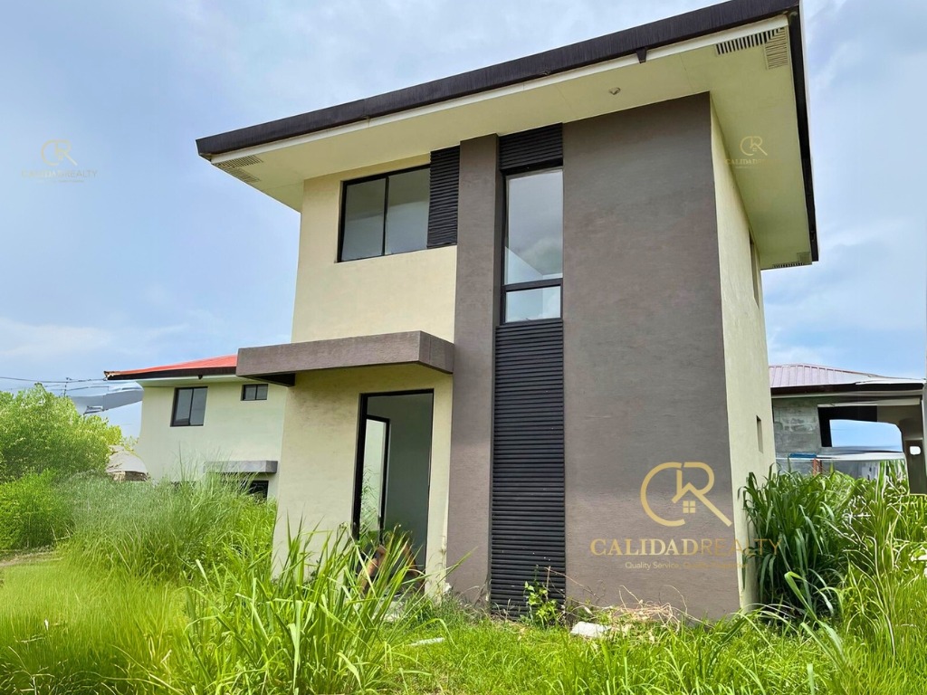 (Category: ) located in . Submitted by calidadrealty (Listing ID 1253066487, Image 1). Description: .