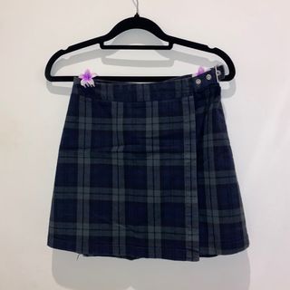 (Category: ) located in . Submitted by hannahlim77 (Listing ID 1356925274, Image 1). Description: .