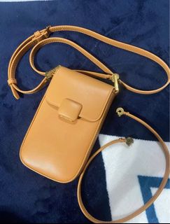 (Category: ) located in . Submitted by HANIRA_SHOP (Listing ID 1356849546, Image 1). Description: .