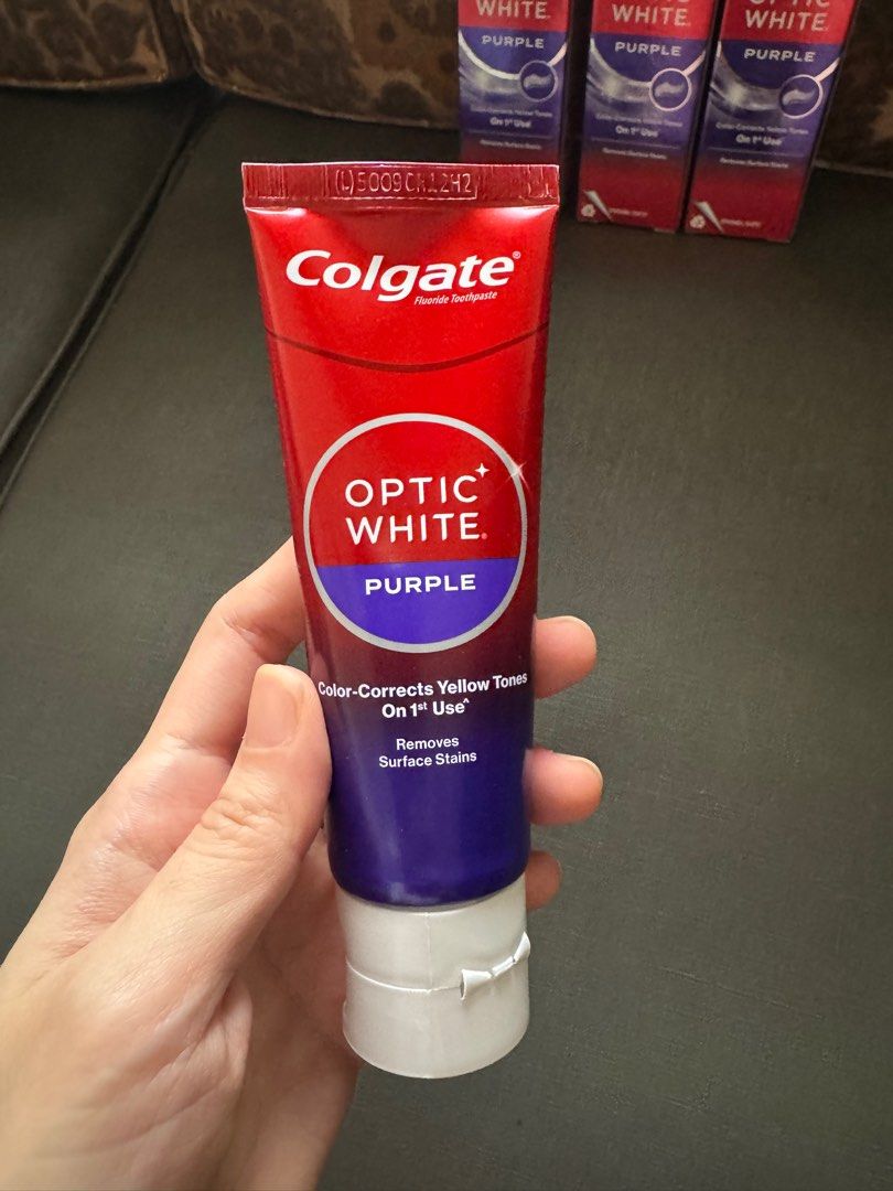 Colgate Optic White purple toothpaste (Category: Face Care) located in Mandaluyong City. Submitted by atchcatchph (Listing ID 1356838813, Image 2). Description: Authentic, Brand new Bought online Extras Sold per piece.