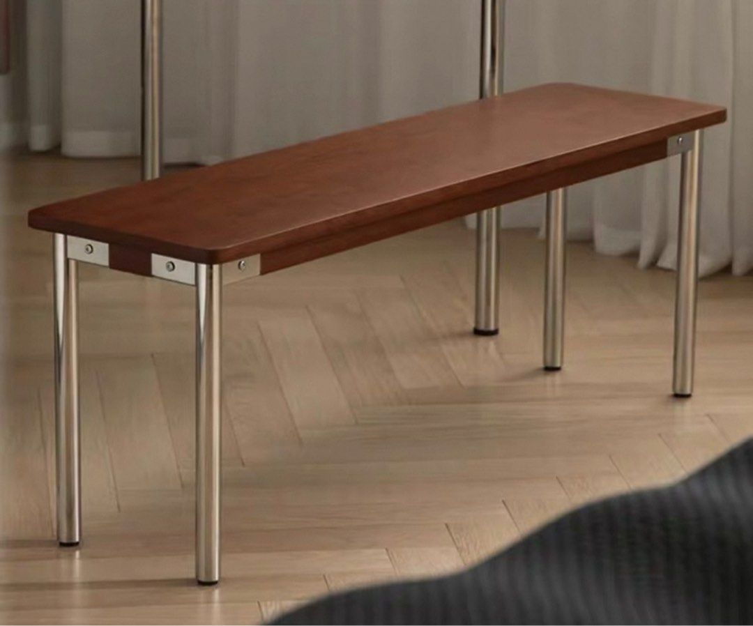 Dining Bench (Category: Tables & Sets) located in Singapore. Submitted by lbbk1 (Listing ID 1356947839, Image 2). Description: 110cm. With additional customisable cushion .