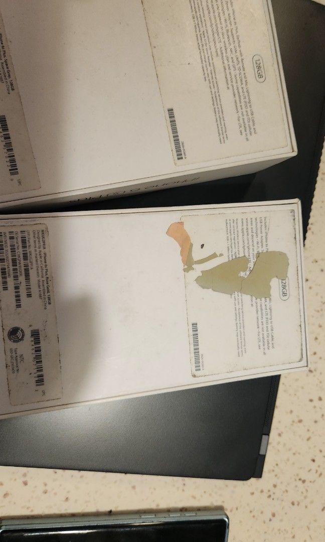 Iphone 6s plus (Category: iPhone 6 Series) located in Taytay. Submitted by tony.tony8 (Listing ID 1356815002, Image 1). Description: .