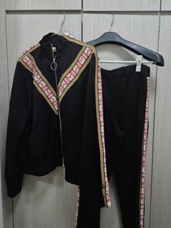 （分類：）位於 。 由 Ddingdong 提交（商品編號 1356839995，圖片 1）。簡介： 。