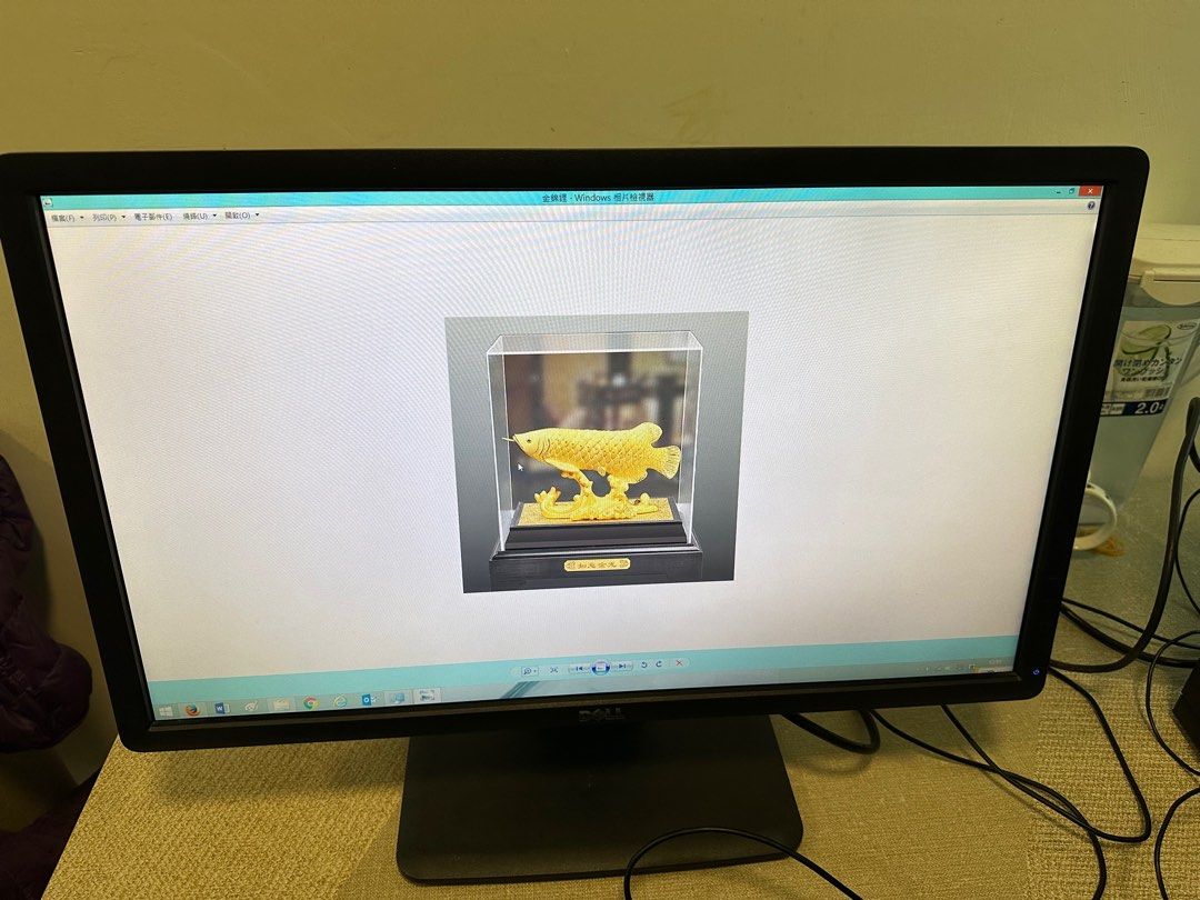 Monitor （分類：電子屏幕）位於 Hong Kong。 由 mrssocandy 提交（商品編號 1356857146，圖片 2）。簡介： Dell 22’ monitor 。