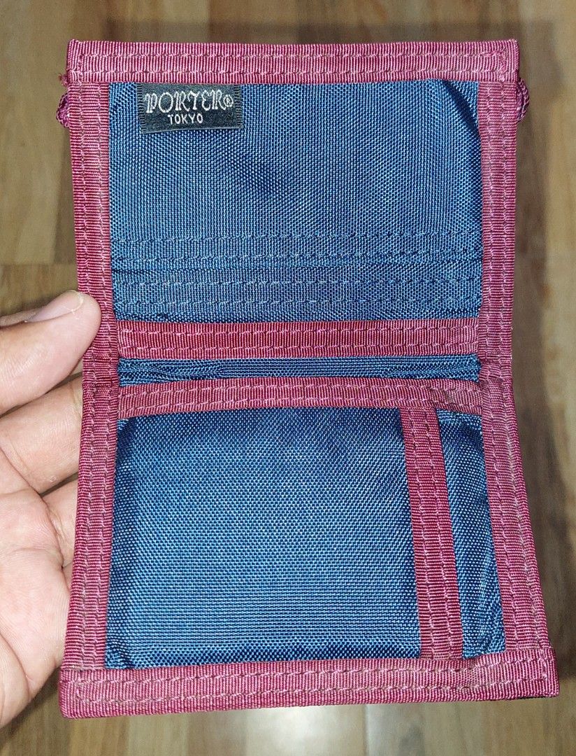 Porter (Category: Wallets & Card Holders) located in Puerto Princesa. Submitted by YeSurJOMS (Listing ID 1356946417, Image 3). Description: Porter wallet very good condition.
