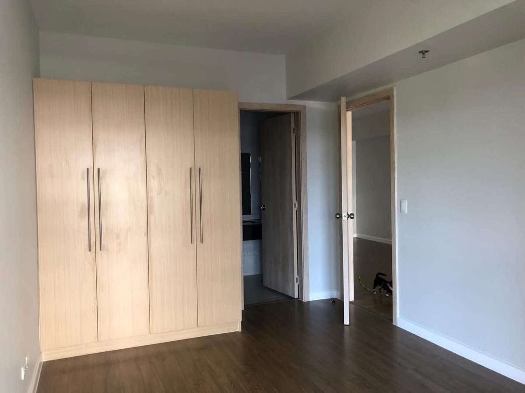 (Category: ) located in . Submitted by esprit23 (Listing ID 1356953836, Image 1). Description: .