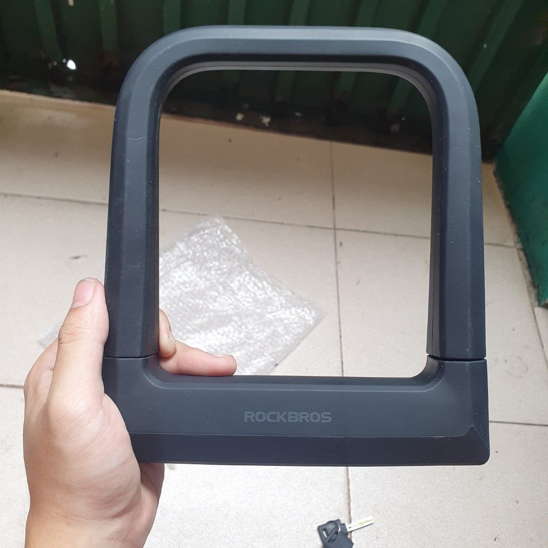 Rockbros U Lock (Category: Locks, Doors & Gates) located in Caloocan City. Submitted by 444_k (Listing ID 1356825860, Image 3). Description: u lock for bike, e-bike, motorcycle south caloocan po location bnew.