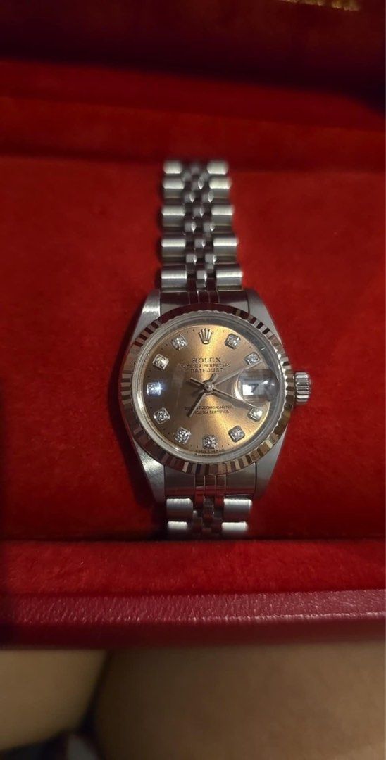Rolex salmon (Category: Luxury Watches) located in Pasig City. Submitted by japs.buba (Listing ID 1356916622, Image 2). Description: 1.) Rolex watches salmon steinless stell Complet box and documents 270k 2) rolex wacth salmon 26mm with diamond . Rolex PDJ. Ss. Complete links. 380k a 2 rolex are still negotible but slite..