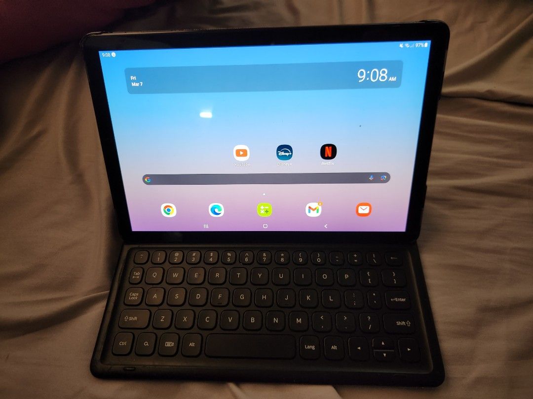 Samsung Galaxy Tab S4 (Category: Other Gadgets) located in Quezon City. Submitted by tjmax1987 (Listing ID 1356813209, Image 1). Description: for sale personal samsung tab s4. rfs: not used anymore, got a new tablet. unit and 2 orig cases only meetup robinsons magnolia.