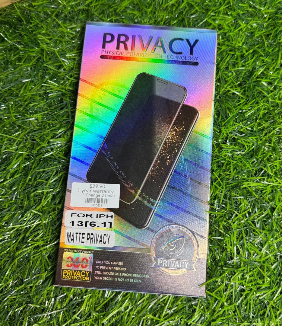 Screen protector (Category: Other Mobile & Gadget Accessories) located in Singapore. Submitted by bevanang88 (Listing ID 1356977173, Image 1). Description: All Iphone models, Samsung S series & Note Series .