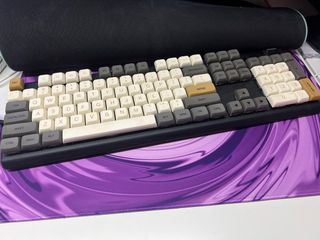 （分類：）位於 。 由 hopui93 提交（商品編號 1356933595，圖片 1）。簡介： 。