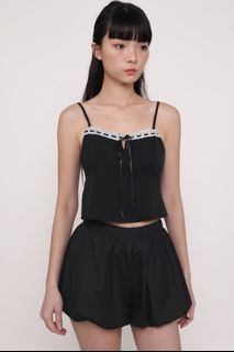 (Category: ) located in . Submitted by fashiongirlyera (Listing ID 1356829311, Image 1). Description: .