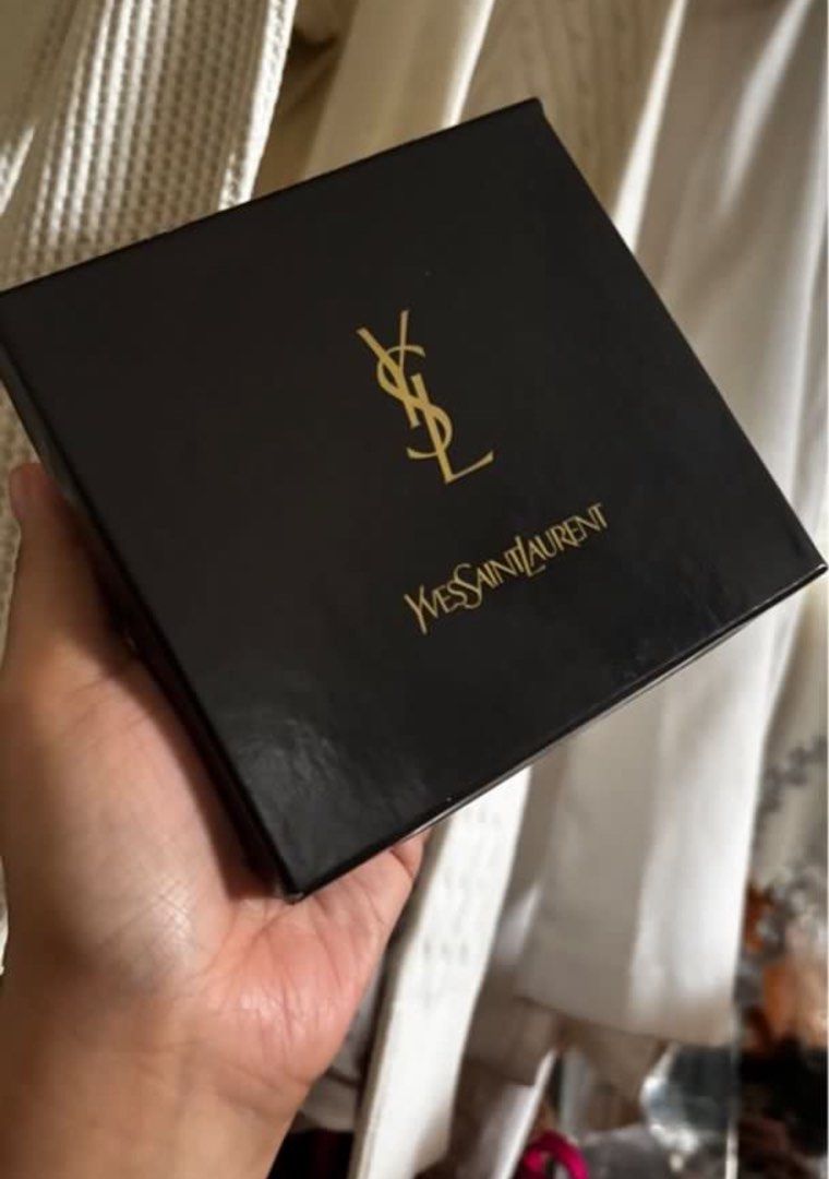 VINTAGE YSL TRIFOLD WALLET (Category: Wallets & Card Holders) located in Quezon City. Submitted by raspberryblushe (Listing ID 1356826227, Image 2). Description: Gift from US not my style Nego Commonwealth, QC PAYMENT FIRST.