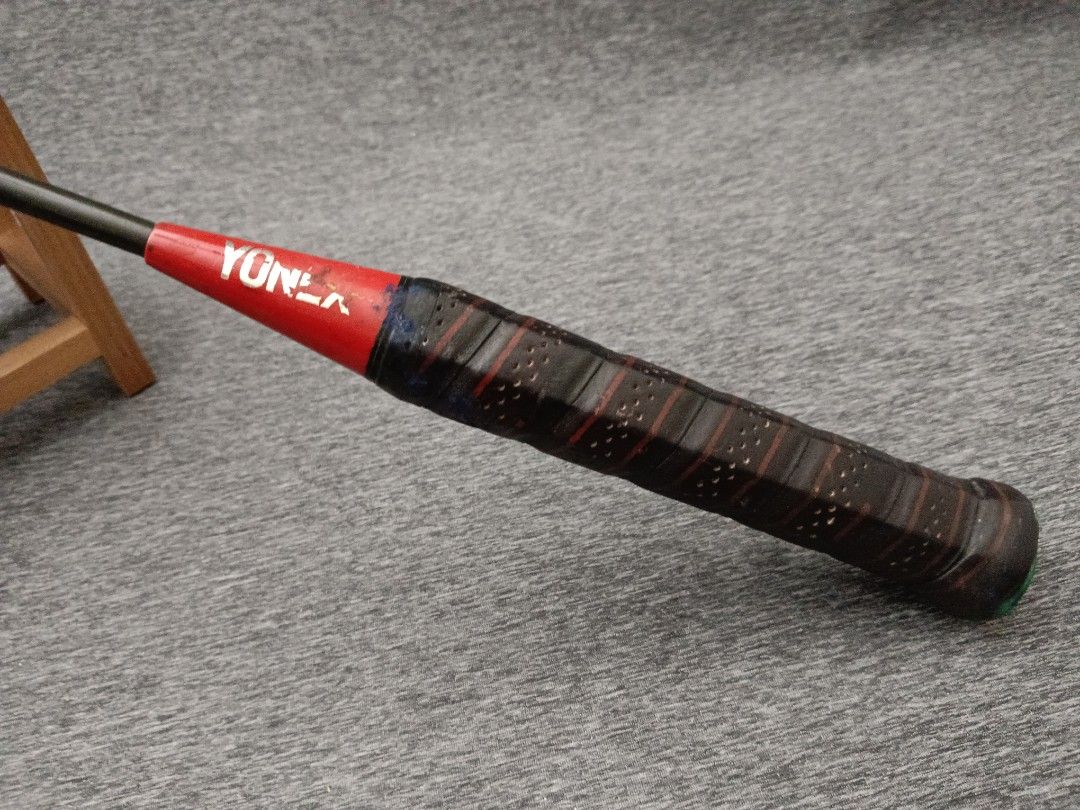 YONEX carbonex 8 full carbon shaft