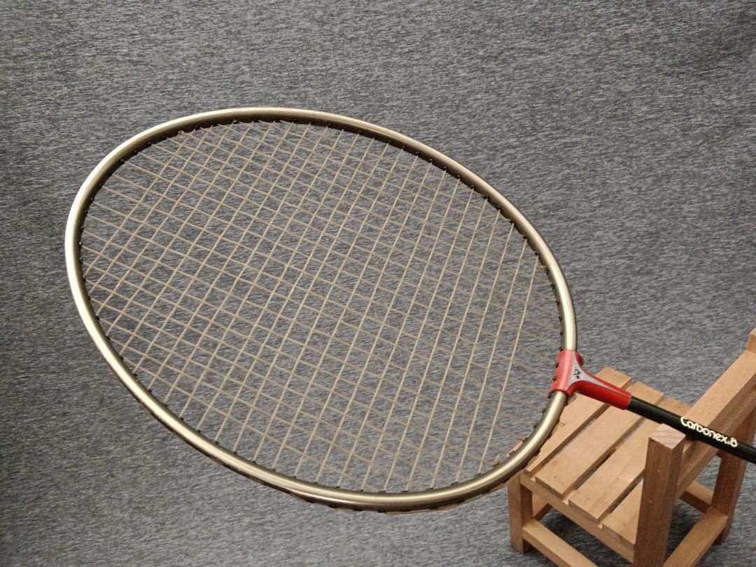 YONEX carbonex 8 full carbon shaft
