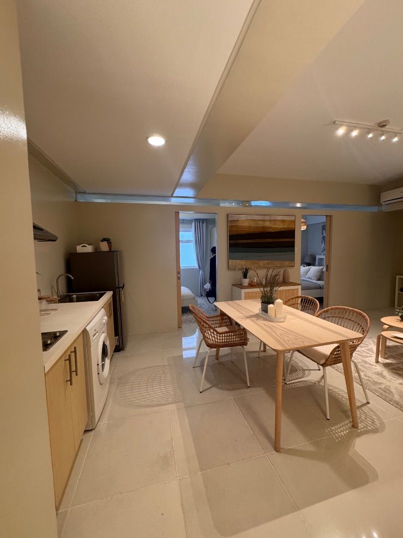 2 TORRE LORENZO 2BR FOR SALE (Category: Apartments & Condos) located in Manila. Submitted by lorin.bindal (Listing ID 1231730619, Image 3). Description: 2 TORRE LORENZO LOCATED ACROSS DE LA SALLE TAFT 50.20SQM WITH 2 PARKING SLOTS .