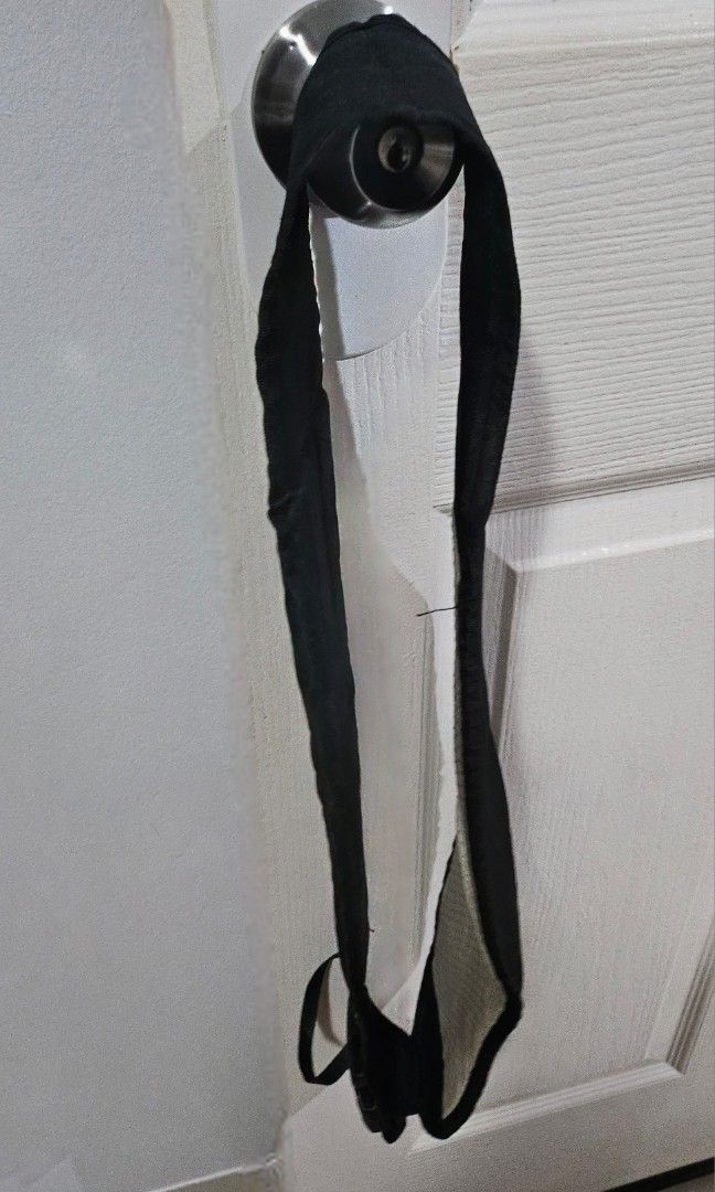 Baby Sling/Carrier (Category: Carriers & Slings) located in Paranaque City. Submitted by lisaaa24 (Listing ID 1357065872, Image 3). Description: .
