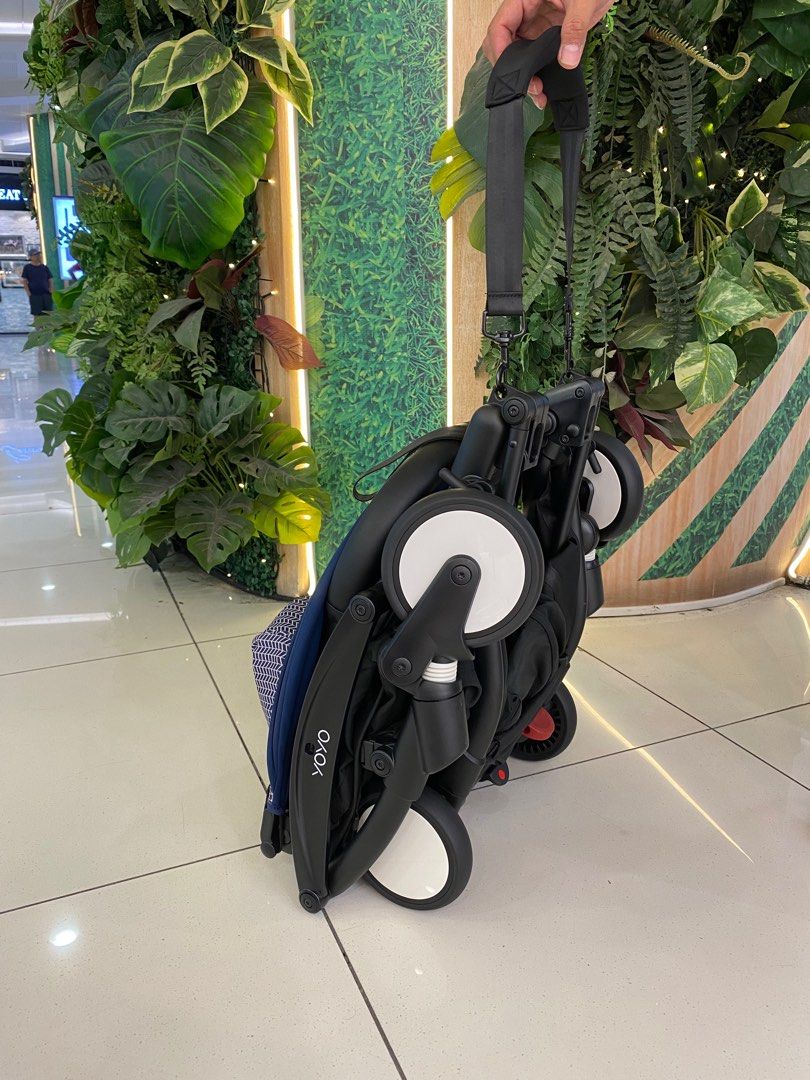 Babyzen Yoyo 2 stroller (Category: Strollers) located in Manila. Submitted by avalanchesonlineshopmainacount (Listing ID 1357144802, Image 3). Description: .
