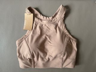 （分類：）位於 。 由 lmkay 提交（商品編號 1356985232，圖片 1）。簡介： 。