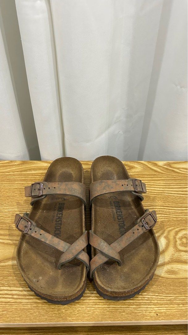 Birkenstock Mayari Birkibuc (Category: Slippers and slides) located in San Fernando. Submitted by preclutter (Listing ID 1357149905, Image 3). Description: - All goods - discoloration lang issue dahil na stock - pwede sa maarte - di kana lugi sa 3k - size 36 - bought it about 6,700+ .