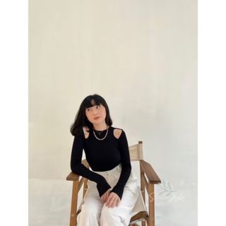 (Kategori: ) berada di . Dikirim oleh still0ved (ID iklan 1357156890, Gambar 1). Deskripsi: .