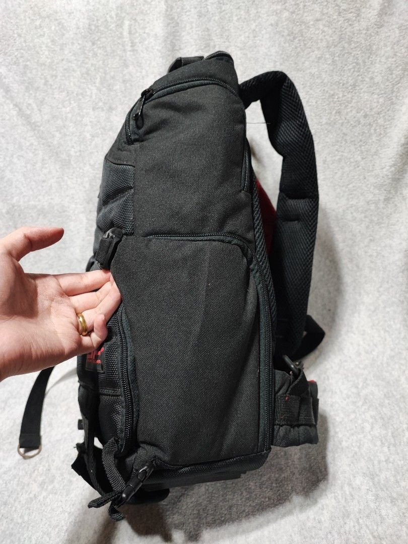 Camera backpack (Category: Camera Bags & Carriers) located in Baguio. Submitted by ozara.06 (Listing ID 1357129405, Image 2). Description: Camera backpack Medium size With camera dividers Excellent condition pa 1k.