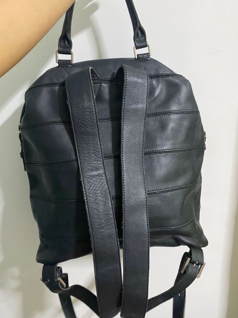 Courone Bagpack (Category: Luxury Bags & Wallets) located in Calamba. Submitted by phoebegas03196 (Listing ID 1357142135, Image 2). Description: What you see is what u get.