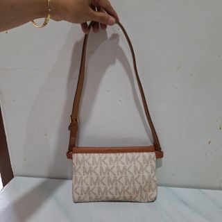 (Kategori: ) berada di . Dikirim oleh babebabyid (ID iklan 1357028738, Gambar 1). Deskripsi: .