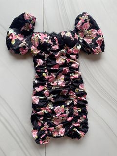 (Category: ) located in . Submitted by stylingtrends.coll (Listing ID 1357074213, Image 1). Description: .