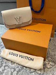 (Category: ) located in . Submitted by brandconcierge (Listing ID 1357093319, Image 1). Description: .