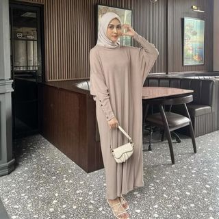 (Kategori: ) berada di . Dikirim oleh deeeeesty (ID iklan 1357101244, Gambar 1). Deskripsi: .
