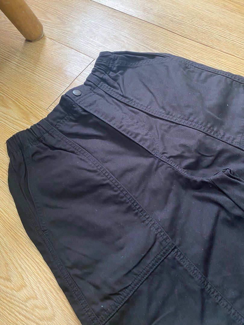 GU Cocoon Jogger pull-on pants - womens REPRICED (Category: Other Bottoms) located in Caloocan City. Submitted by jmfer25 (Listing ID 1357039555, Image 2). Description: Very good condition Price 650 + SF Location: Biñan, Laguna Small on tag 37" in length.