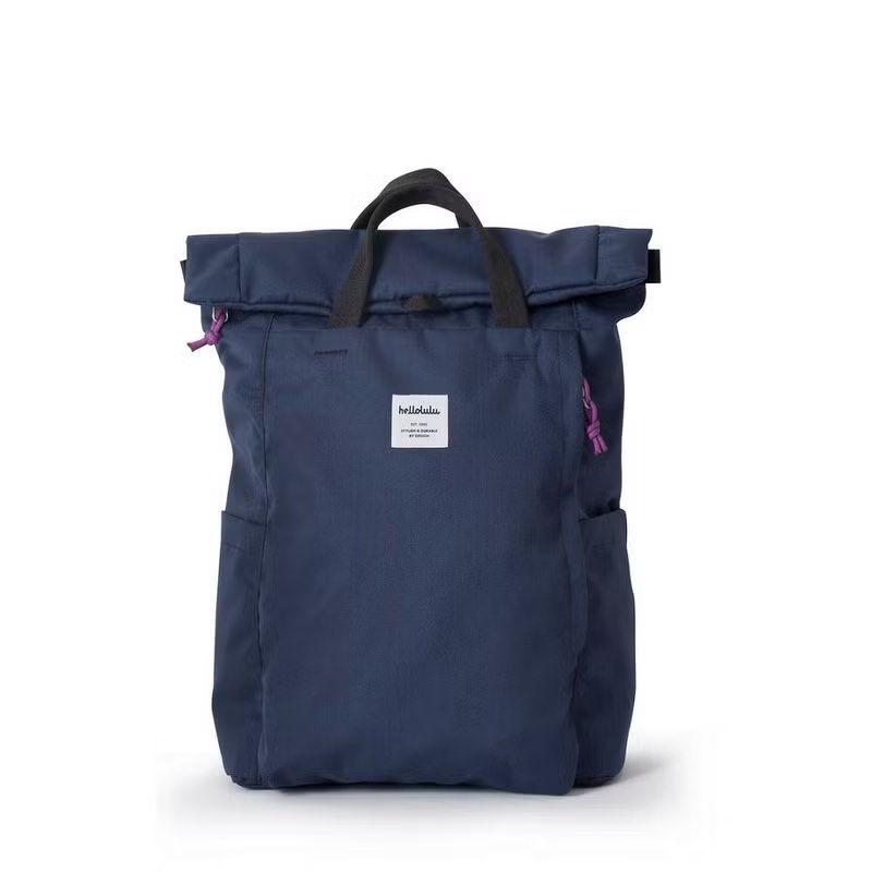 Hellolulu navy backpack （分類：背包）位於 Hong Kong。 由 rideronthelephant 提交（商品編號 1357029639，圖片 1）。簡介： 少用 唔想浪費 80%新。