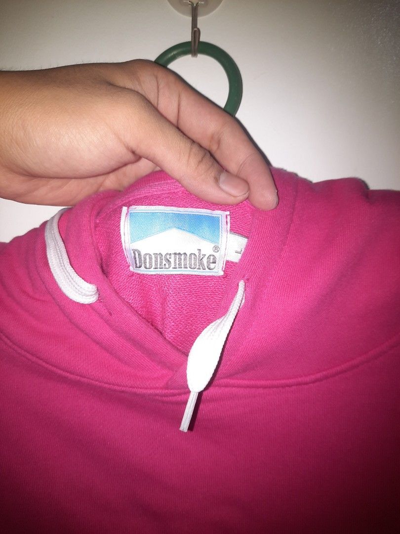 I Don't Smoke Hoodie (Category: Activewear) located in Manila. Submitted by jabjabthriftplace (Listing ID 1357087879, Image 3). Description: I don't smoke hoodie Cloud edition size large fits to xl excellent condition.