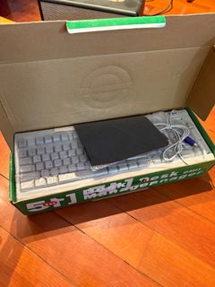 Keyboard, mouse and speakers63007692641026110
