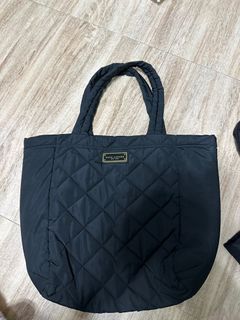 （分類：）位於 。 由 fb_sweetdream 提交（商品編號 1357099236，圖片 1）。簡介： 。