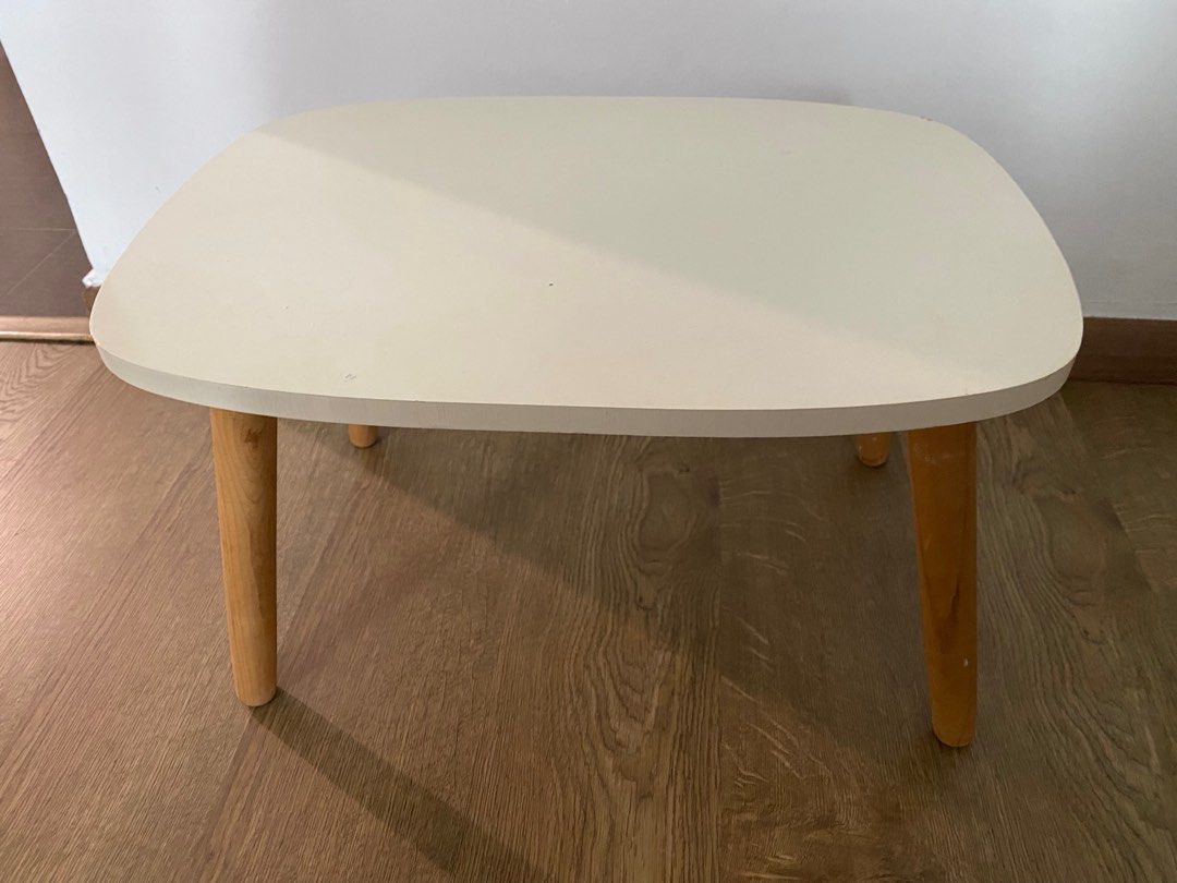 Mini table (Category: Tables & Sets) located in Singapore. Submitted by xyq93 (Listing ID 1357063615, Image 2). Description: Length: 50cm Width: 35cm Height: 29cm.