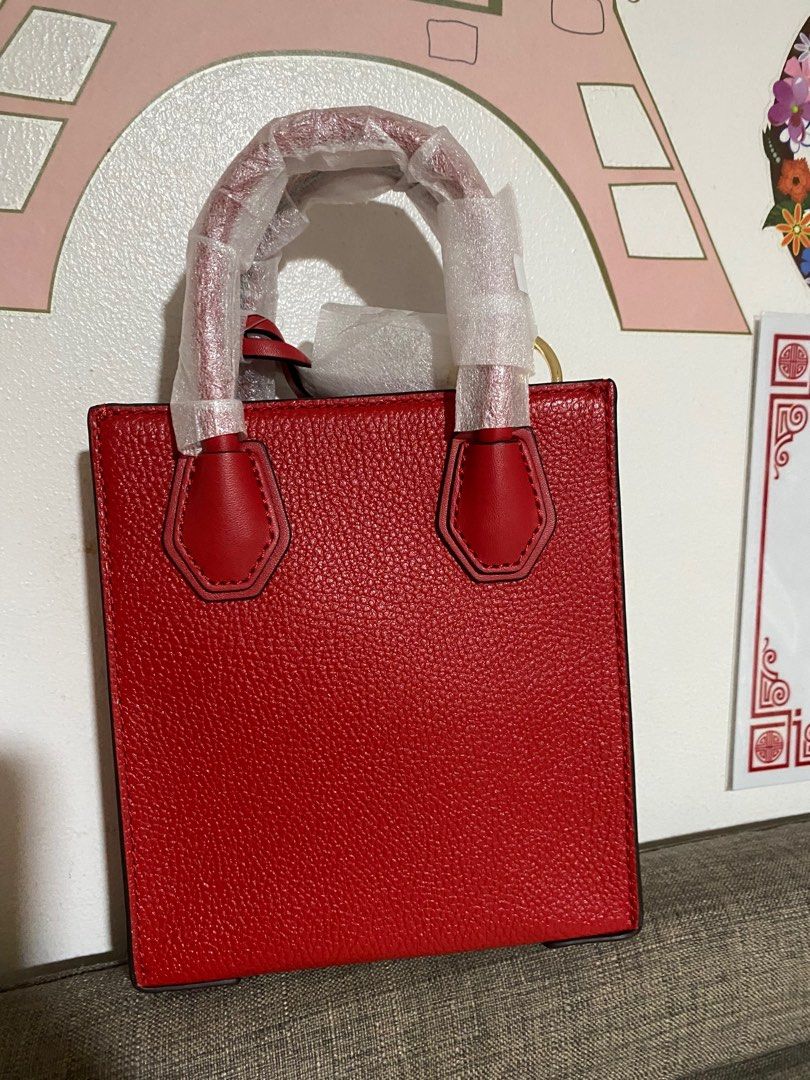MK MINI MERCER BRAND NEW (Category: Luxury Bags & Wallets) located in Mandaluyong City. Submitted by summerinjun (Listing ID 1357145880, Image 2). Description: MK Mini Mercer Sling bag Wine red With tag and care card Brand new USA Bought 💯 %Guaranteed authentic .