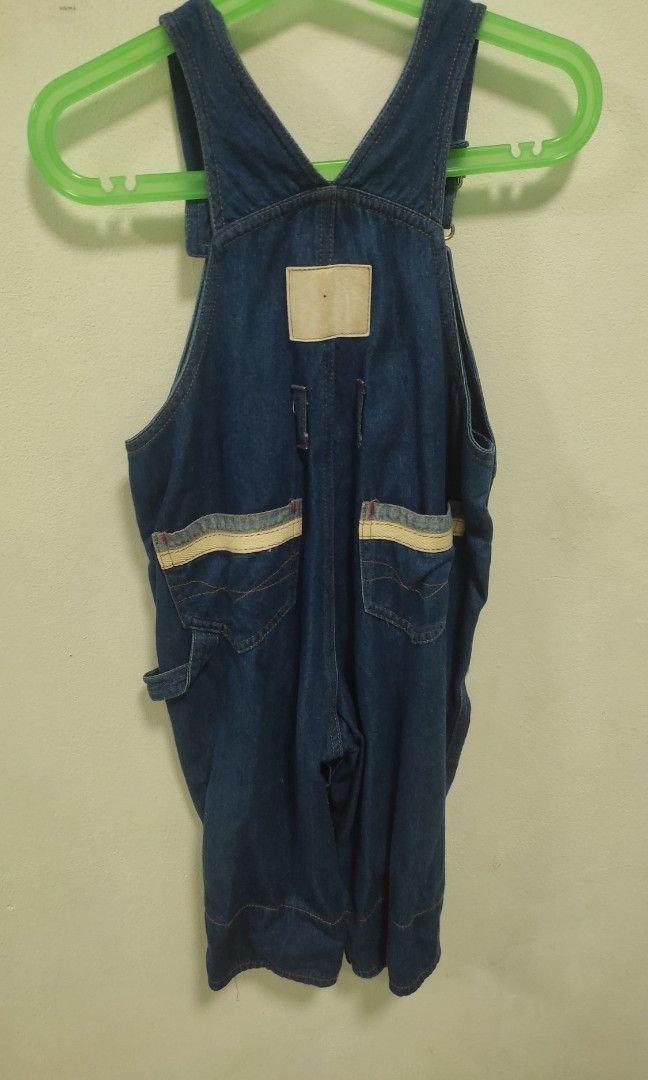 Overalls (Category: Babies & Kids Fashion) located in Pasir Gudang. Submitted by snowpink (Listing ID 1357123321, Image 3). Description: baju dalam keadaan baik. saiz 90 panjang baju 29 inci.. cantik sangat...