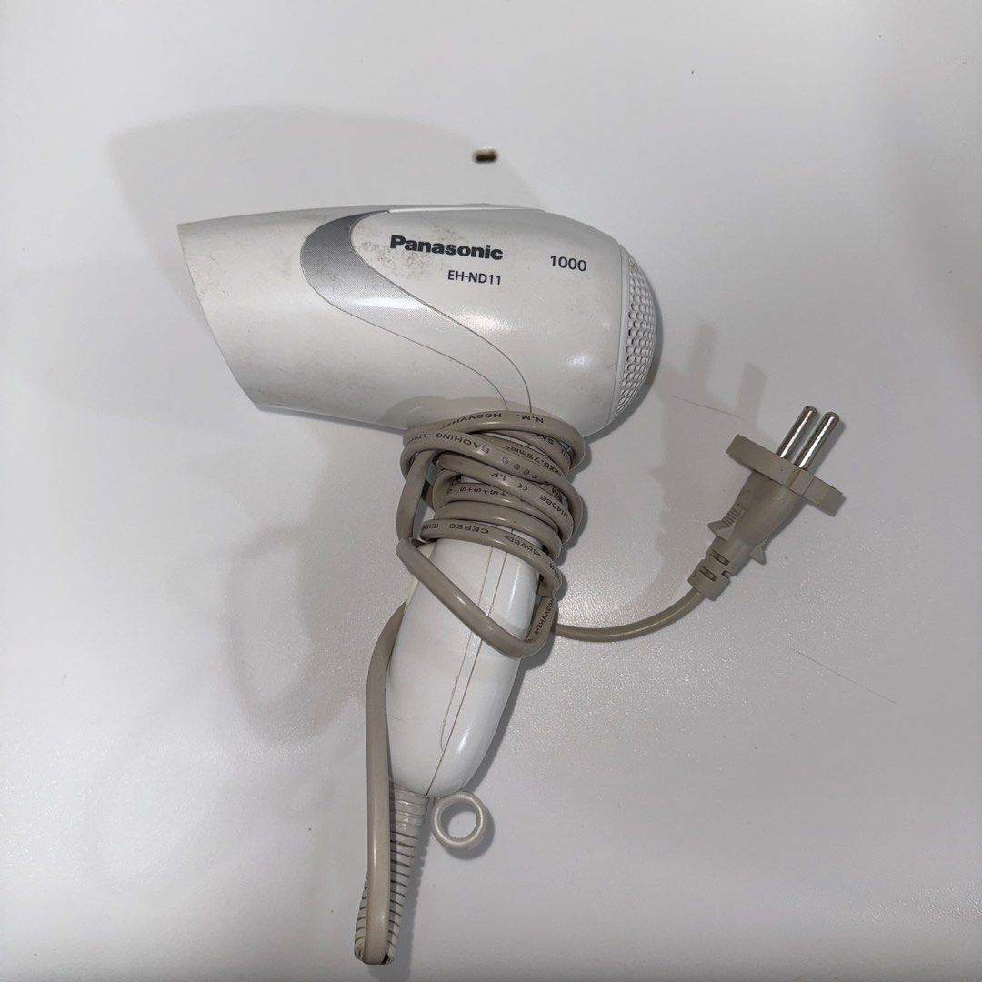 panasonic hair dryer blower (Category: Hair Accessories) located in Pasig City. Submitted by bluesundae (Listing ID 1357065168, Image 1). Description: .