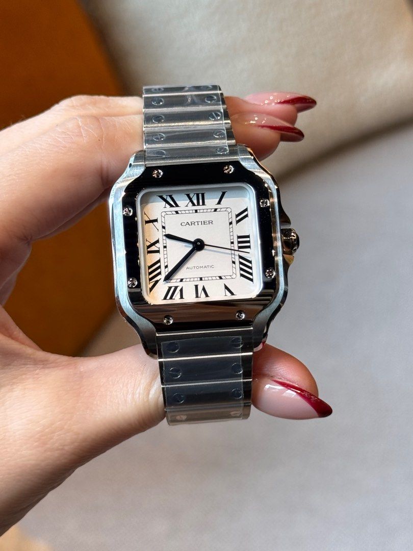 Santos White Medium (Category: Luxury Watches) located in Makati City. Submitted by 1timepieceglobal (Listing ID 1357021941, Image 1). Description: Mint Condition 2023 Full Set.